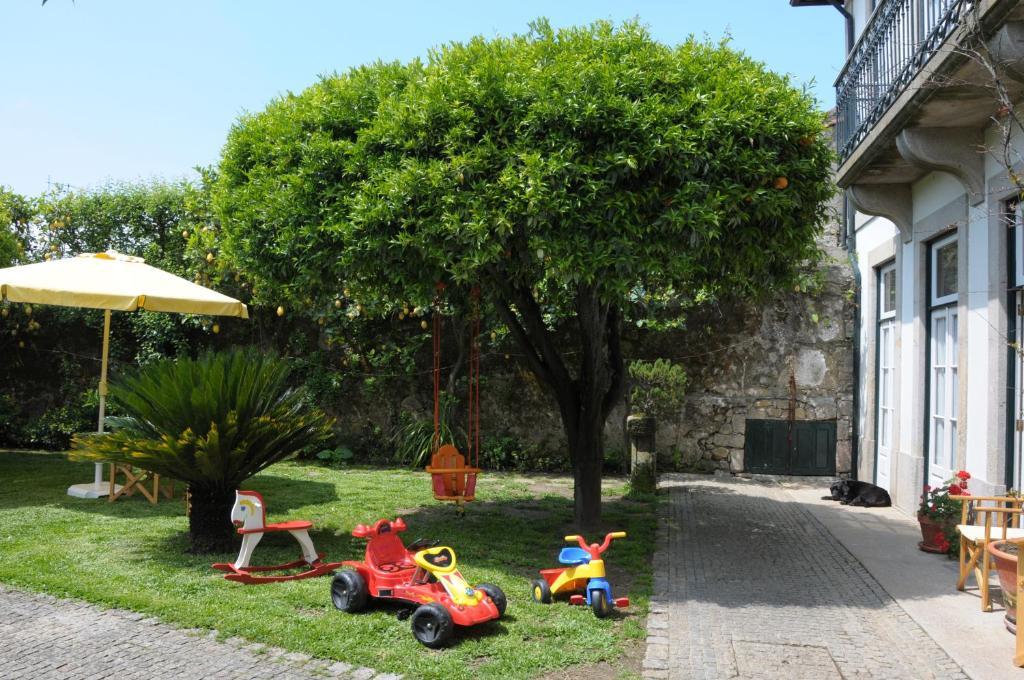 ホテルCasa Do Pinheiro - Turismo De Habitacao ポンテ・デ・リマ エクステリア 写真